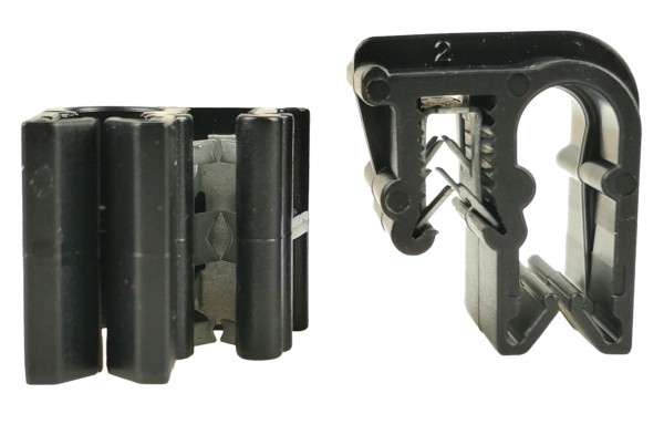 Photovoltaik-Clip zur Befestigung von 2 x 6mm Kabeln (ohne Kabelbinder)